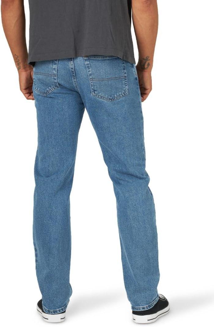 imageWrangler Authentics Mens Regular Fit Comfort Flex Waist JeanLeon