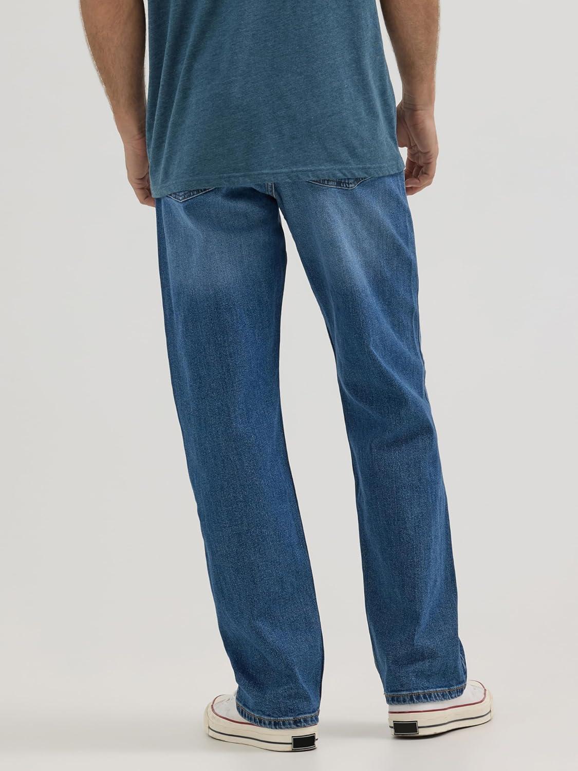 imageWrangler Mens FreetoStretch Relaxed Fit JeanMid Denim