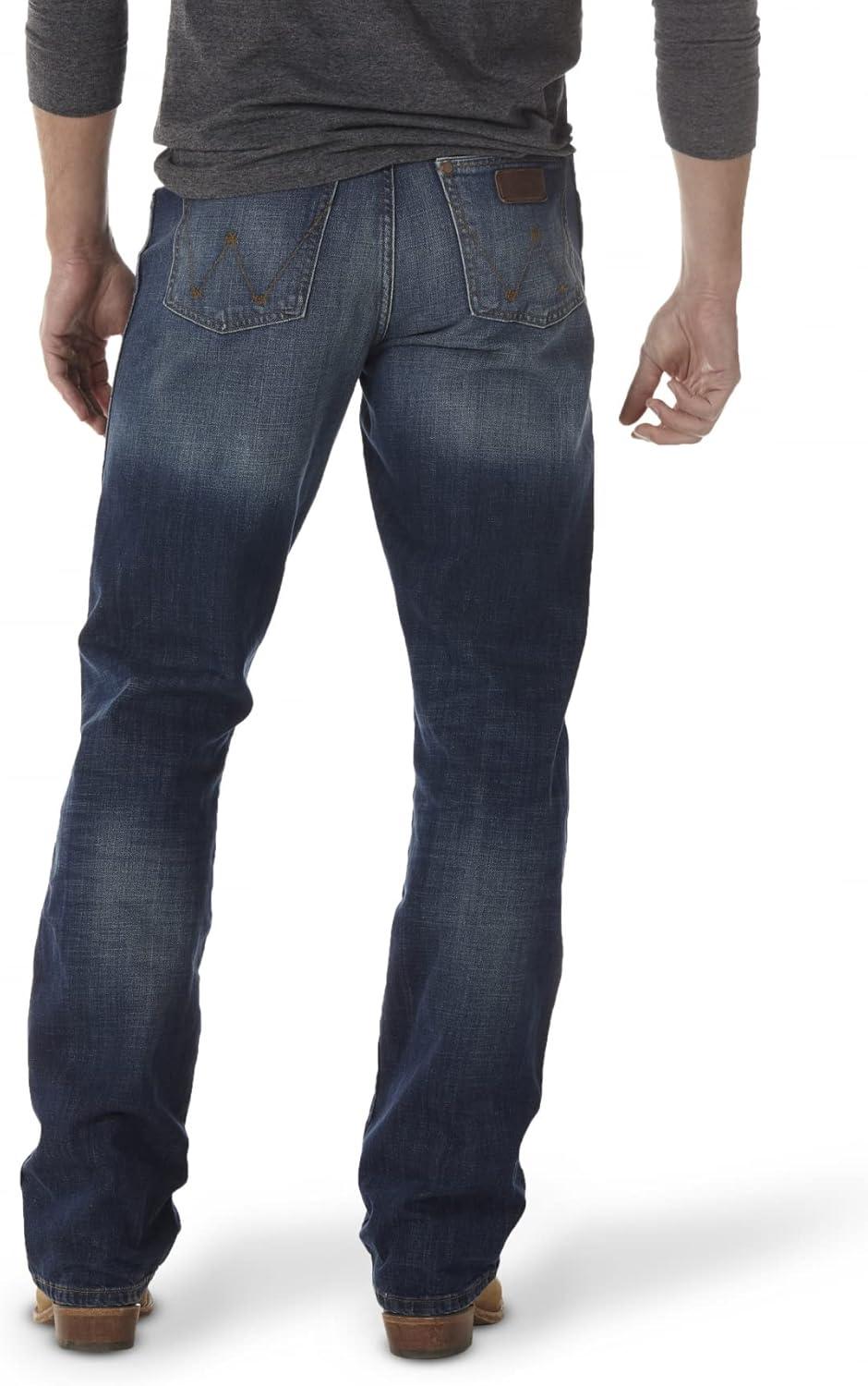 imageWrangler Mens Retro Limited Edition Relaxed Fit Boot Cut JeanJackson Hole
