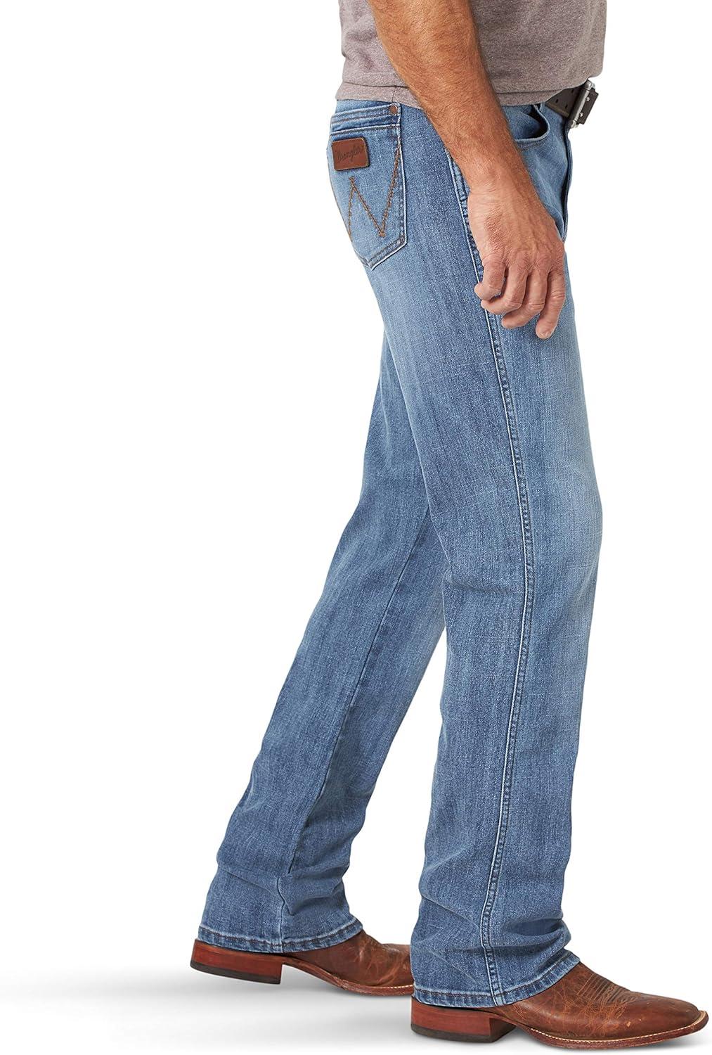 imageWrangler Mens Retro Limited Edition Relaxed Fit Boot Cut JeanKingston