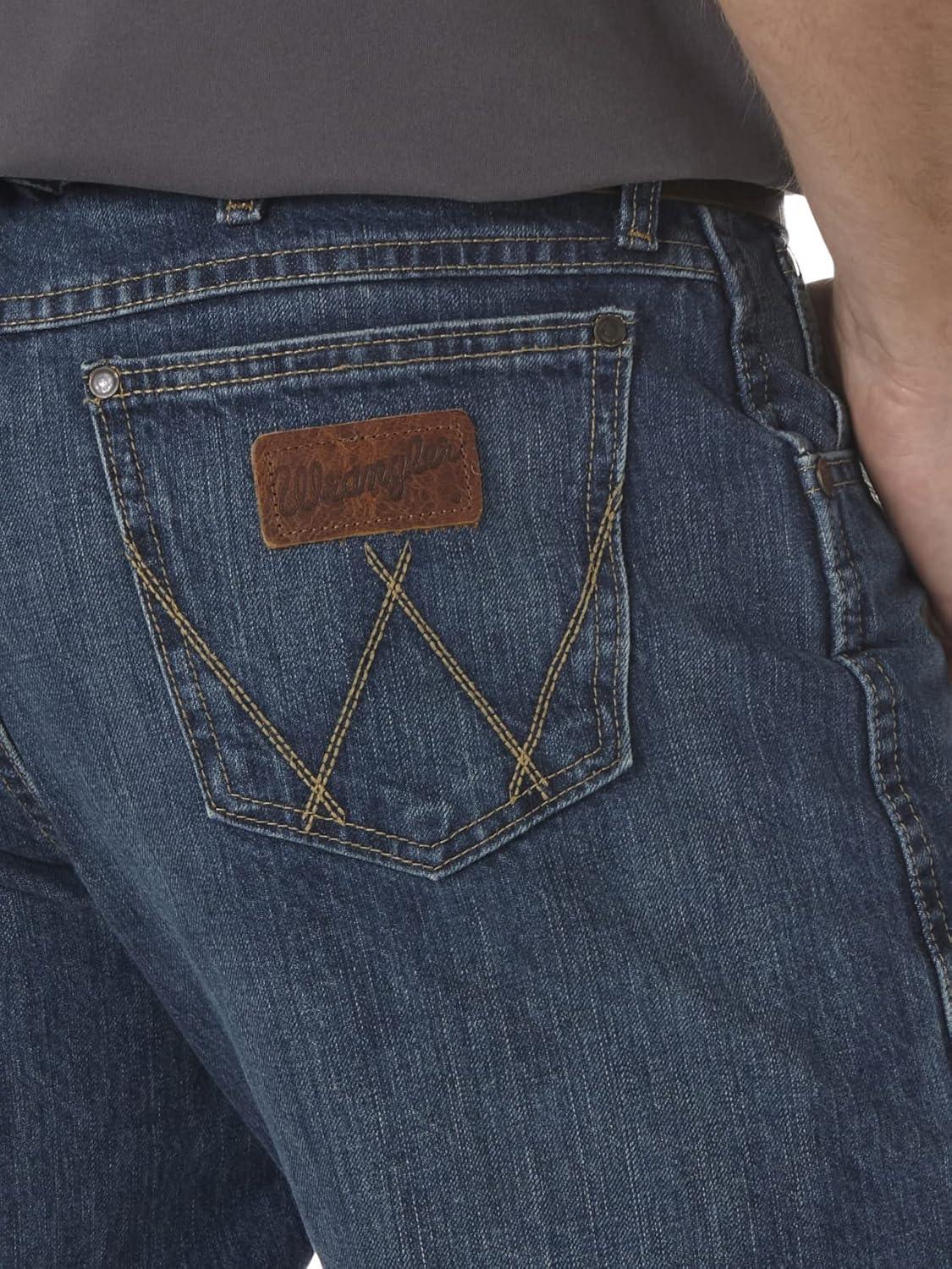 imageWrangler Mens Retro Limited Edition Relaxed Fit Boot Cut JeanTrue Blue