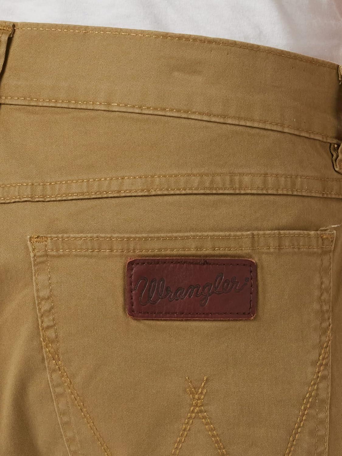 imageWrangler Mens Retro Slim Fit Straight Leg JeanAcorn