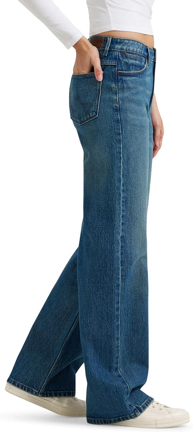 imageWrangler Womens Mid Rise Loose Straight JeanAce