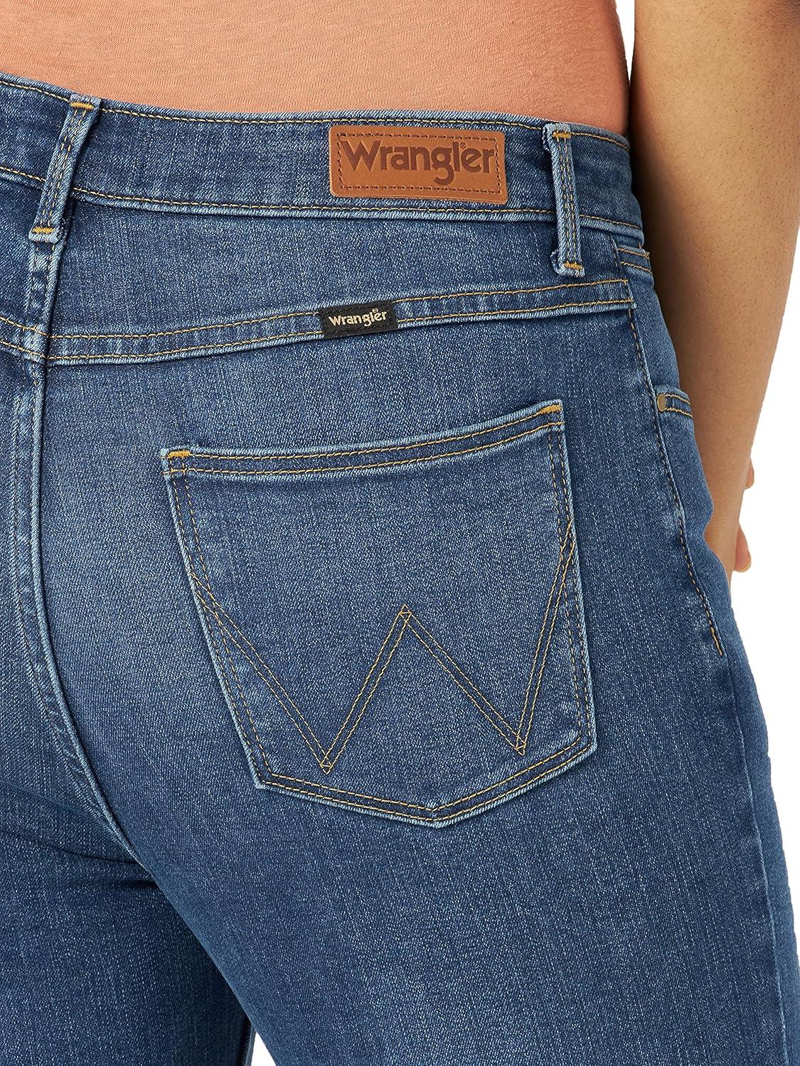 imageWrangler Womens Womens High Rise Bold Boot JeanHudson