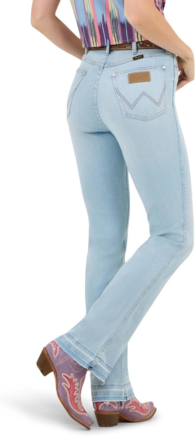 imageWrangler Womens X Lainey Wilson Boot HuggersBleach Blue Wash