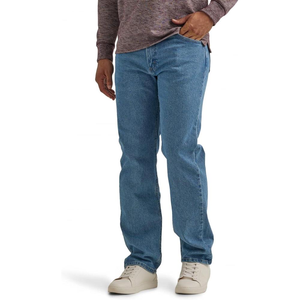 imageWrangler Authentics Mens Classic 5Pocket Regular Fit Flex JeanLight Stonewash Flex