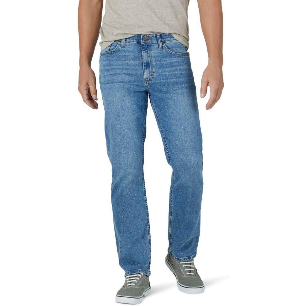 imageWrangler Authentics Mens Comfort Flex Waist Relaxed Fit JeanLeon