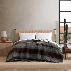 Wrangler – Blanket, Ultra Soft Plush Fleece Bedding, Yellowstone Inspired, Luxuriously Soft Bedding for Bed or Couch (Jericho Peach Pink, Full/Queen)(Nash Stripe Brown)