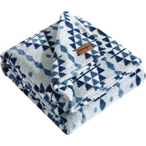 Wrangler – Blanket, Ultra Soft Plush Fleece Bedding, Yellowstone Inspired, Luxuriously Soft Bedding for Bed or Couch (Jericho Peach Pink, Full/Queen)(Westin Blue)