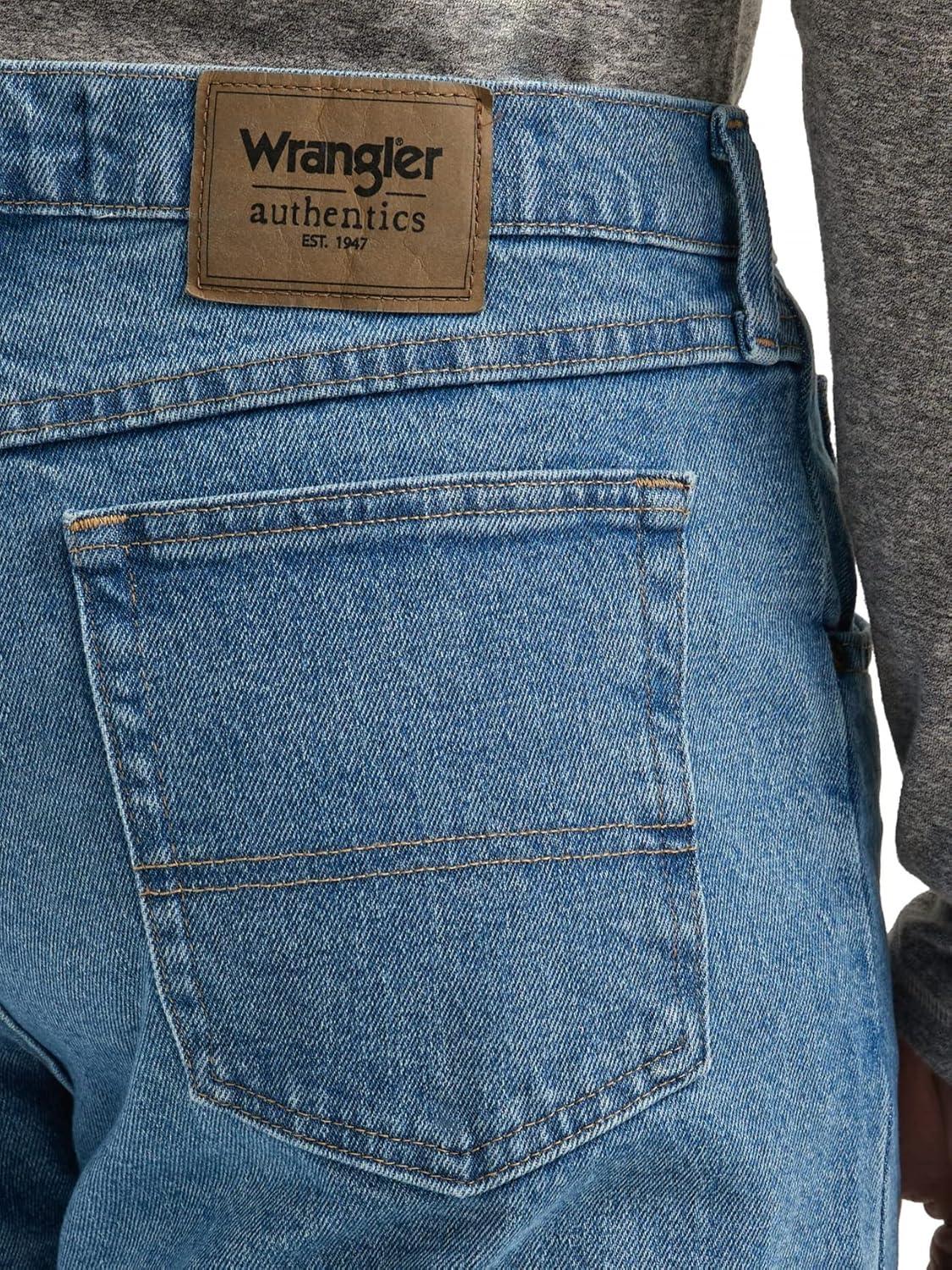 imageWrangler Authentics Mens Classic 5Pocket Relaxed Fit Flex JeanLight Stonewash Flex