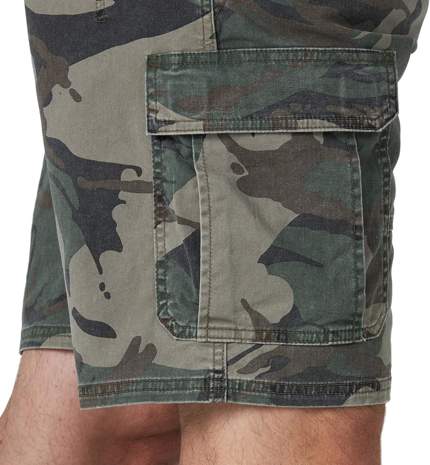imageWrangler Authentics Mens Classic Cargo Stretch ShortGreen Camo