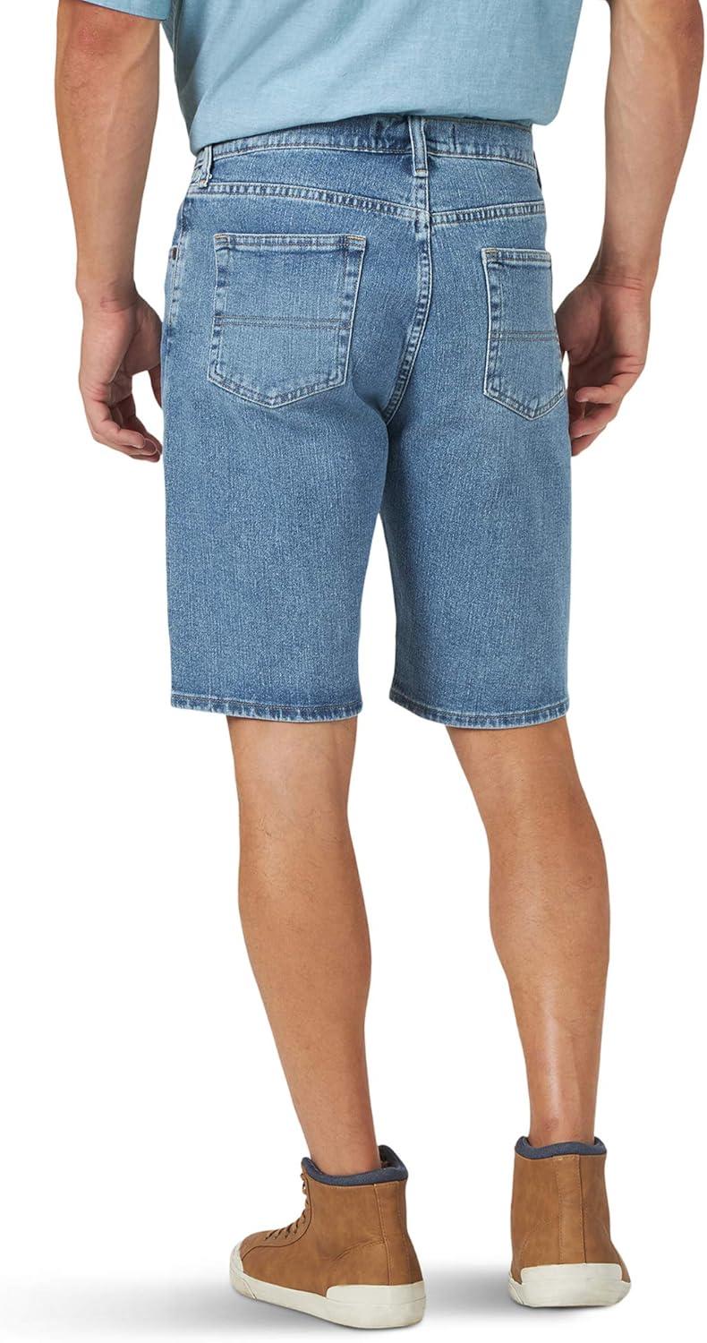 imageWrangler Authentics Mens Classic Relaxed Fit Five Pocket Jean ShortLight Wash Flex