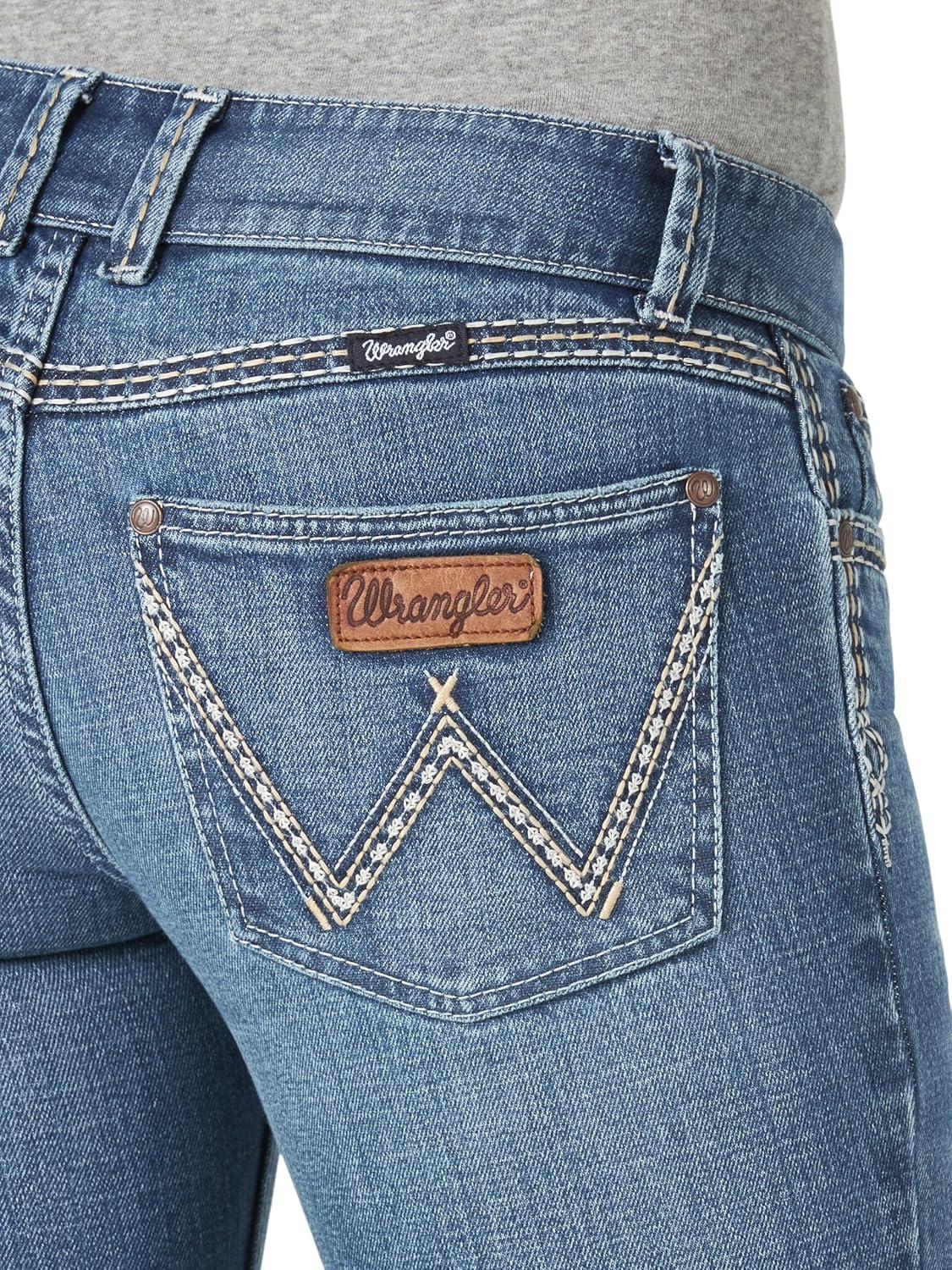 imageWrangler Ladies Retro Sadie Boot Cut JeansBlue
