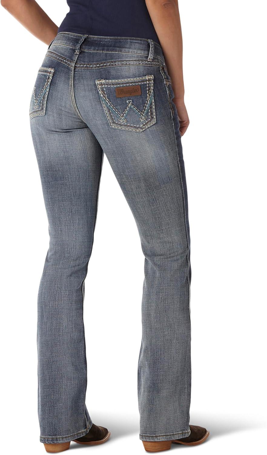 imageWrangler Ladies Retro Sadie Boot Cut JeansMedium Blue