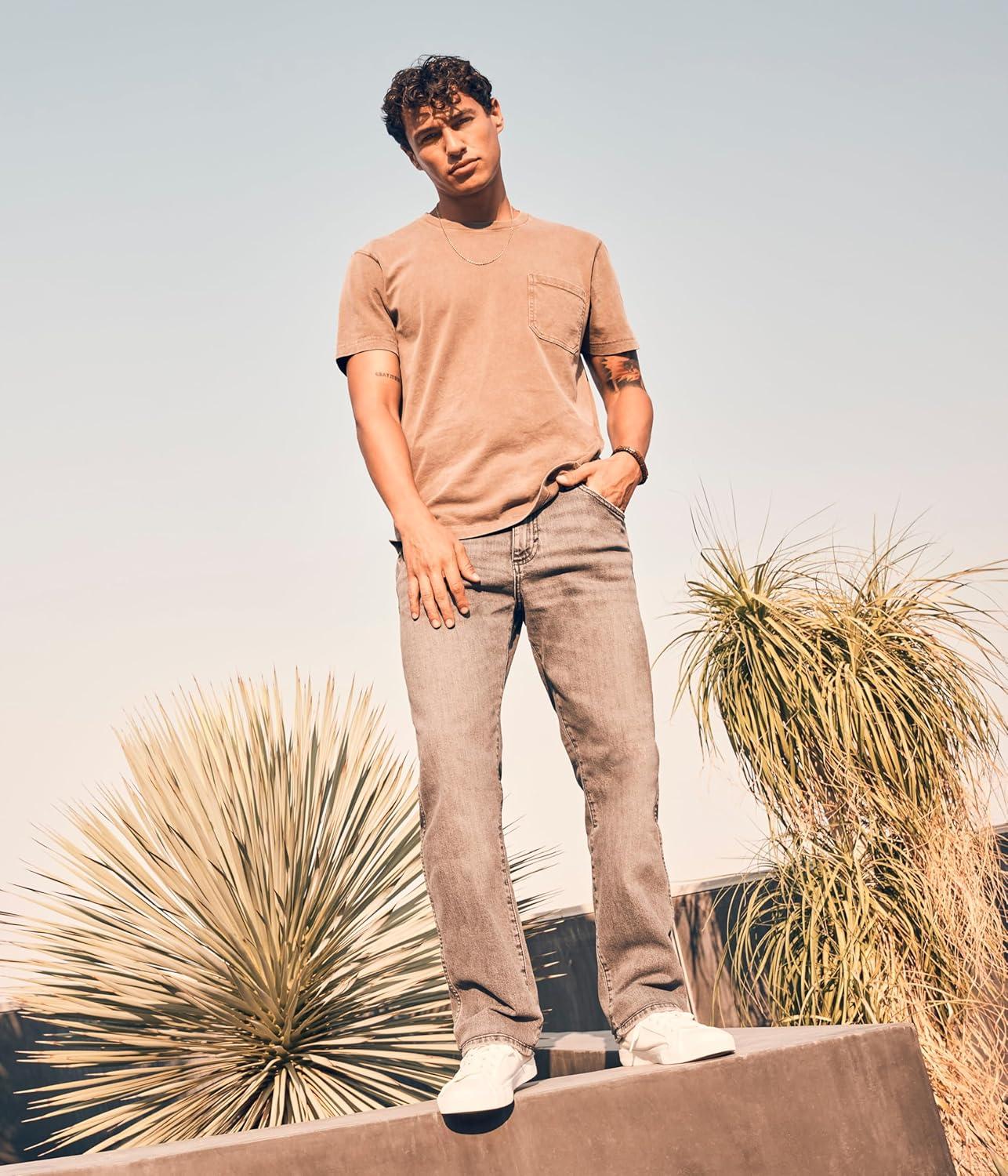 imageWrangler Mens Slim Straight JeansAcid Wash