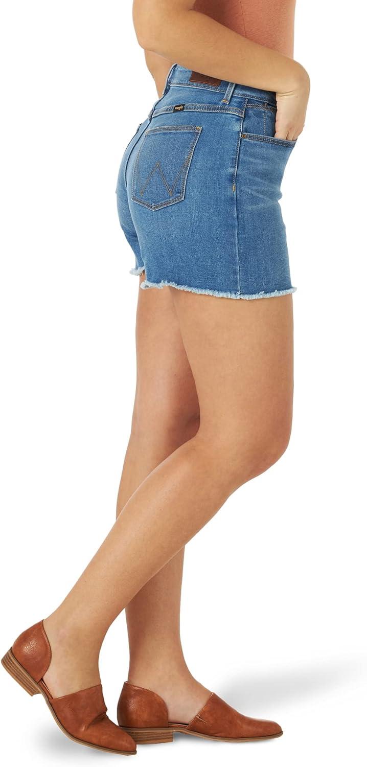 imageWrangler Womens 4quot Fray Jean ShortRocky