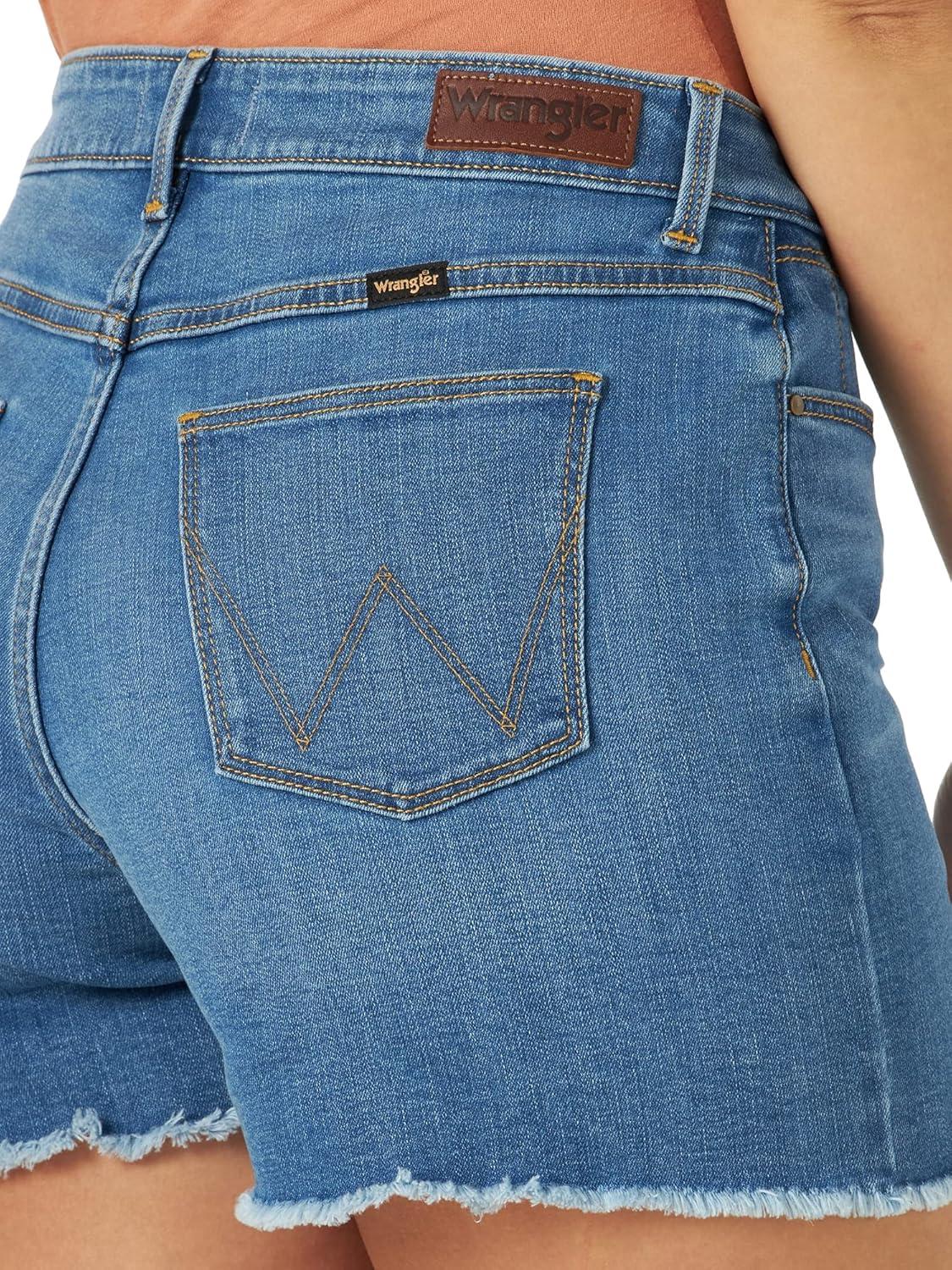 imageWrangler Womens 4quot Fray Jean ShortRocky