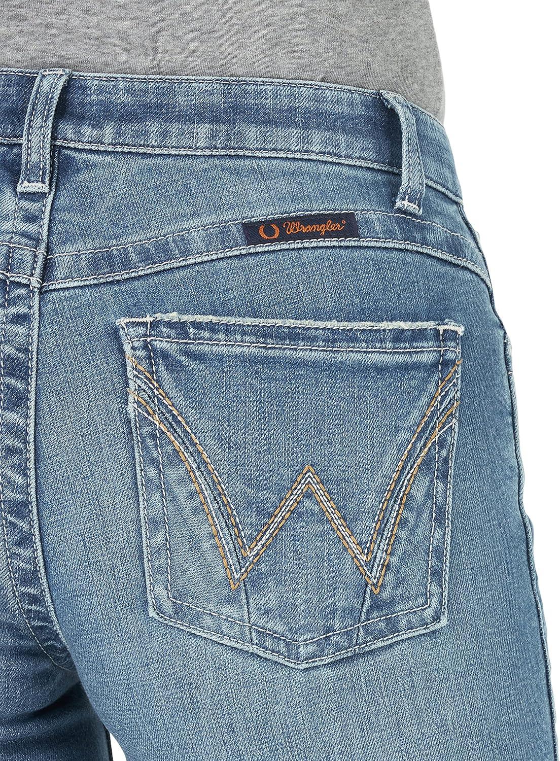 imageWrangler Womens QBaby Mid Rise Boot Cut Ultimate Riding JeanAmy