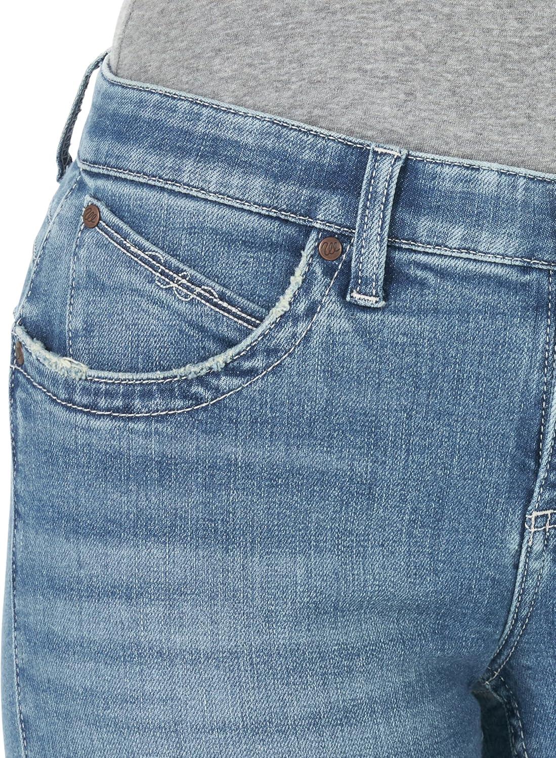 imageWrangler Womens QBaby Mid Rise Boot Cut Ultimate Riding JeanAmy