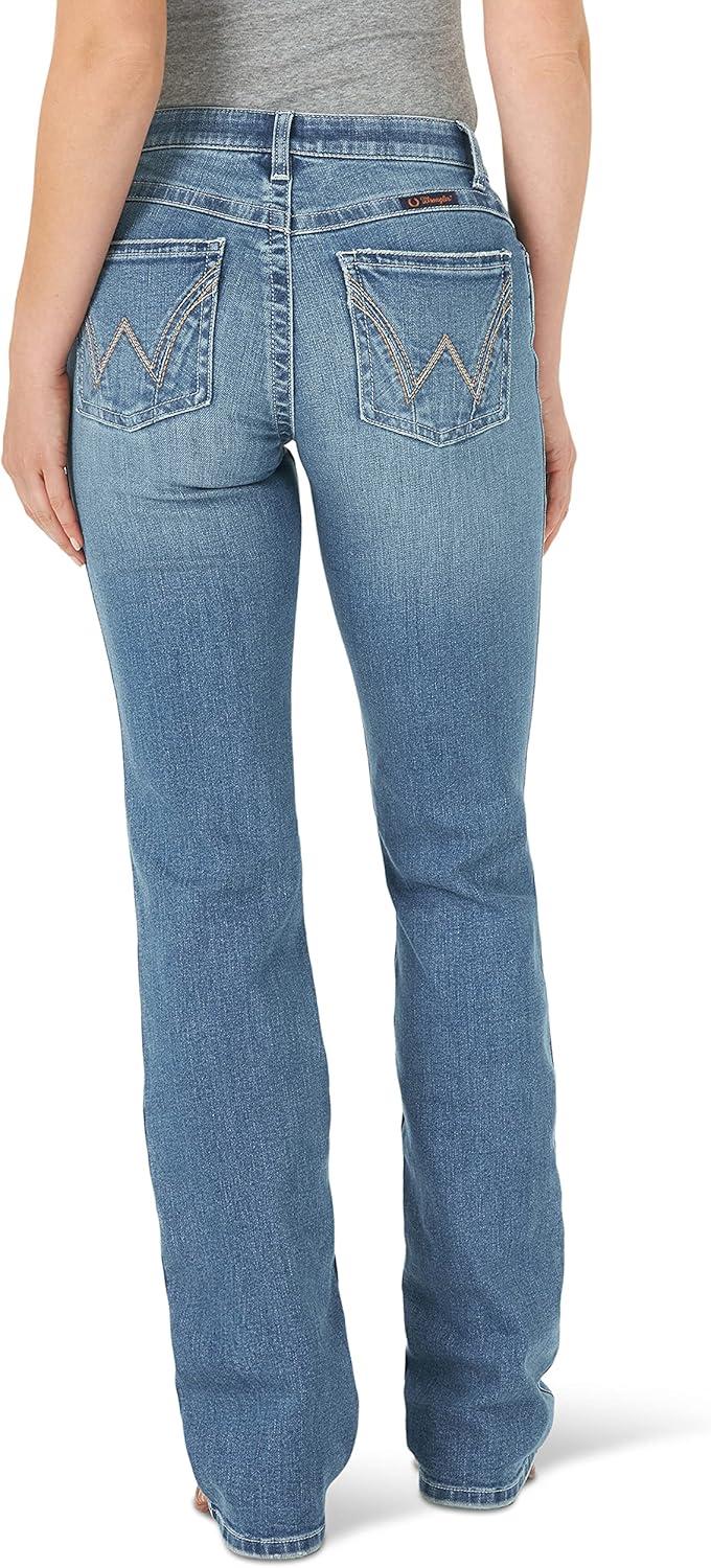 imageWrangler Womens QBaby Mid Rise Boot Cut Ultimate Riding JeanAmy