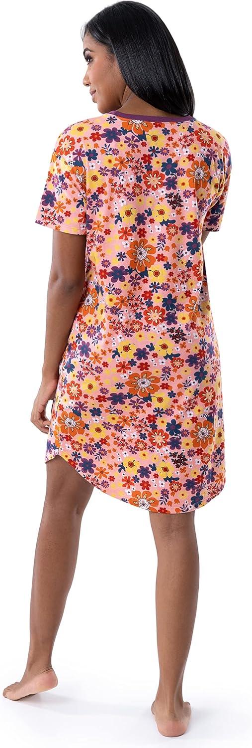 imageWrangler Womens Short Sleeve Crewneck Pocket SleepshirtRetro Floral