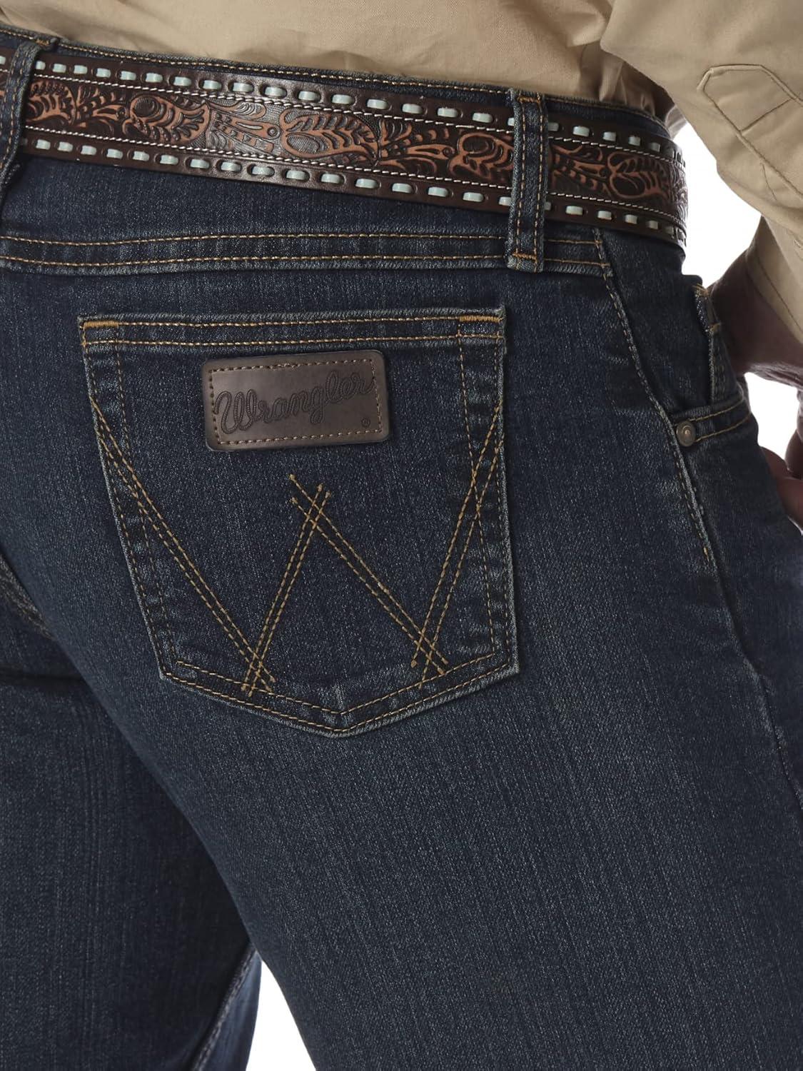 imageWrangler Mens Retro Slim Fit Straight Leg JeanRoot Beer