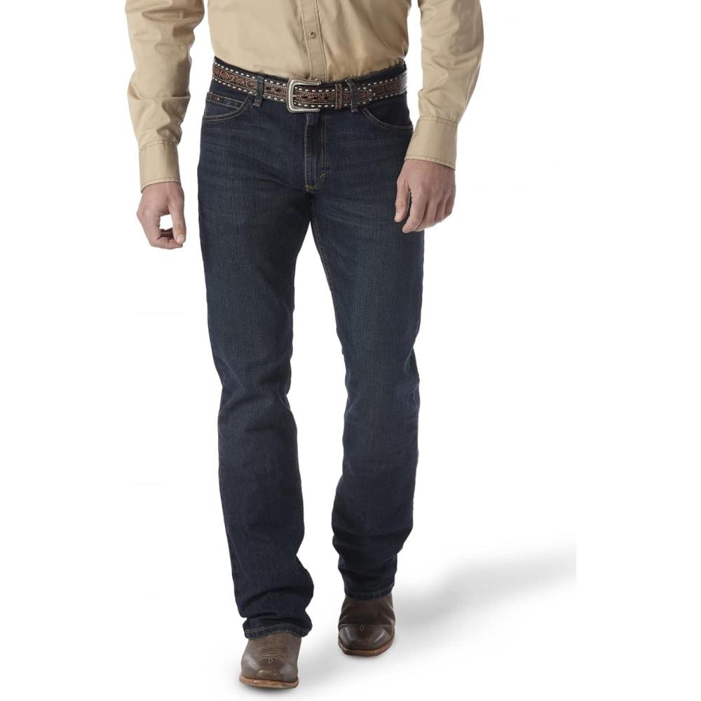 imageWrangler Mens Retro Slim Fit Straight Leg JeanRoot Beer